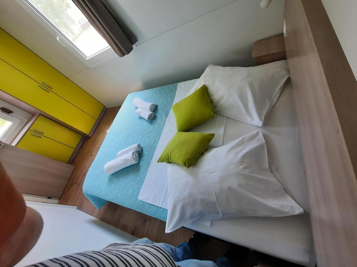 Hotel Kamp Rujno Starigrad Paklenica Exterior foto