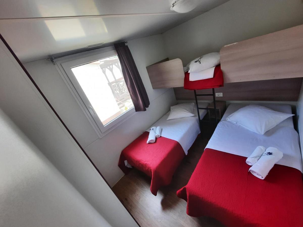 Hotel Kamp Rujno Starigrad Paklenica Exterior foto