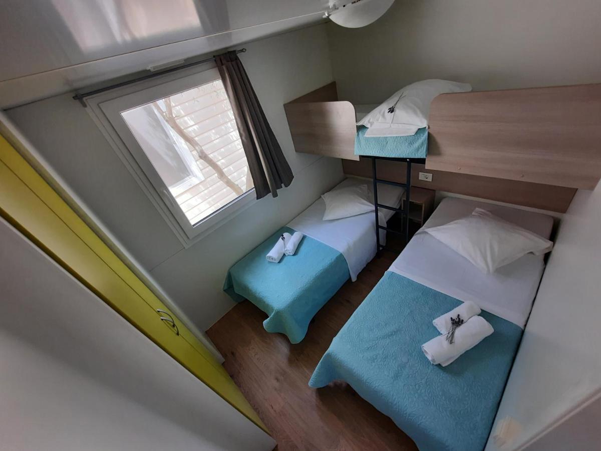 Hotel Kamp Rujno Starigrad Paklenica Exterior foto
