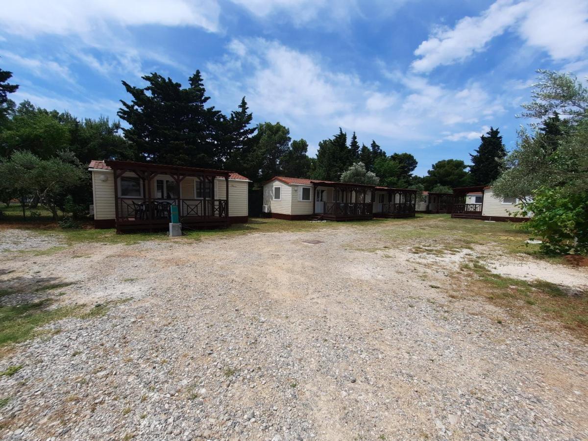 Hotel Kamp Rujno Starigrad Paklenica Exterior foto